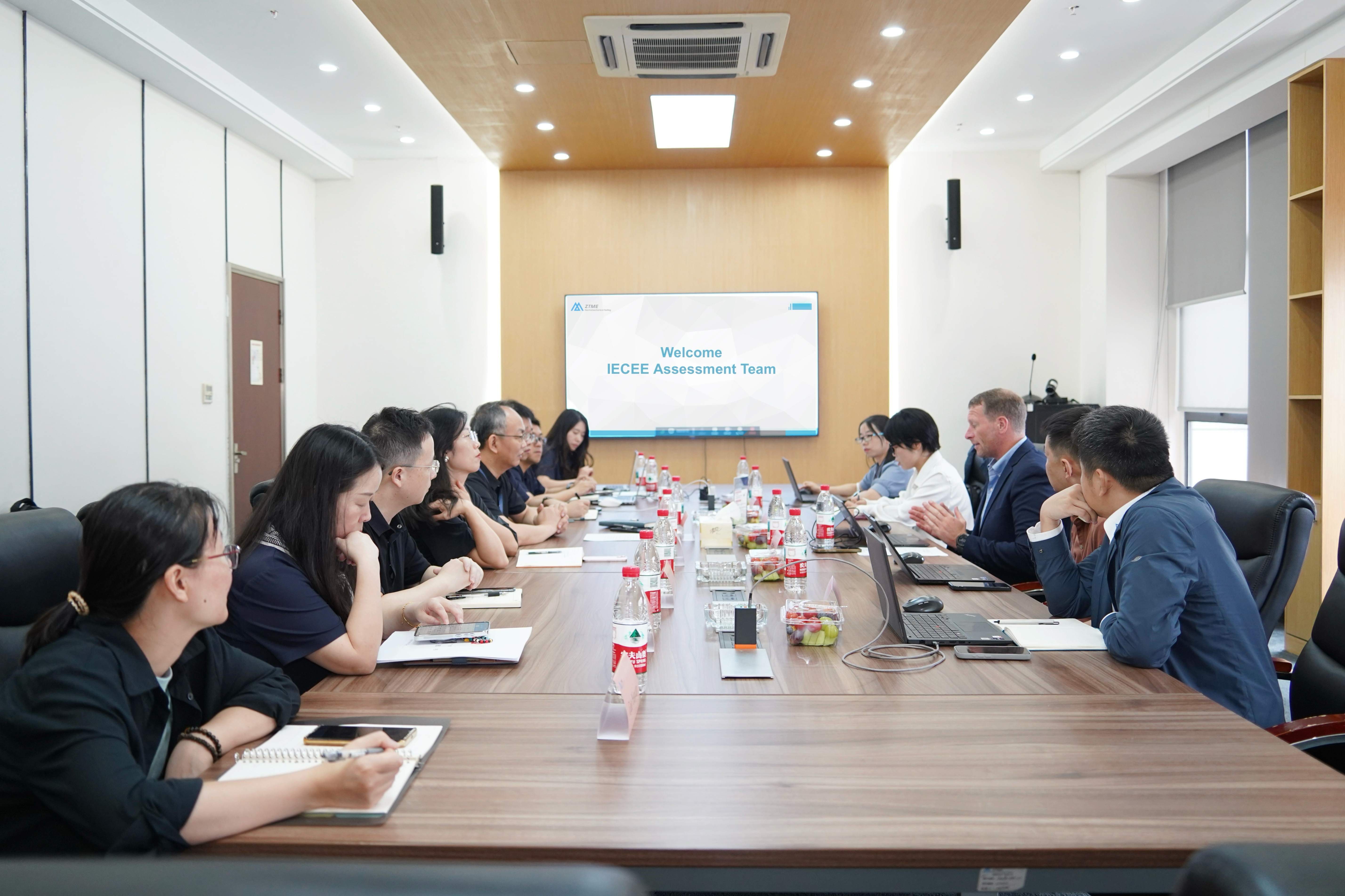 1761187917599059q3k3.jpg 首次会议照片(1)(1).jpg